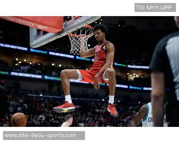 墨菲表现起伏14投仅中6罚球命中率不佳却仍砍下21分10板4助2断