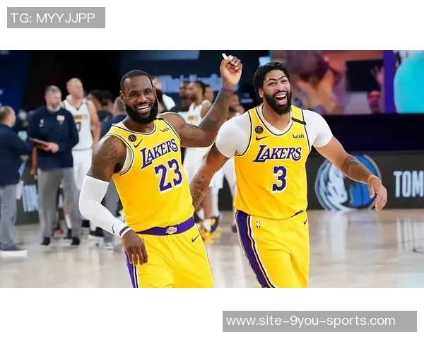 湖人季前赛首战对阵太阳詹姆斯斯玛特克莱伯阿杜因伤缺席引发关注 湖人季前赛首战对阵太阳詹姆斯斯玛特克莱伯阿杜因伤缺席引发关注